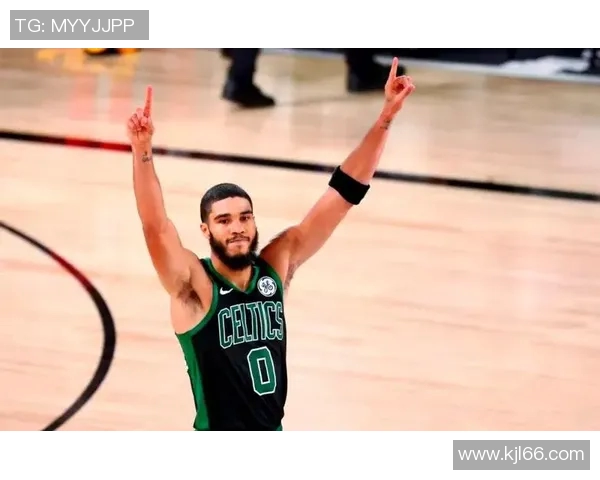 杰森塔图姆如何在NBA赛场上展现领导力与卓越表现